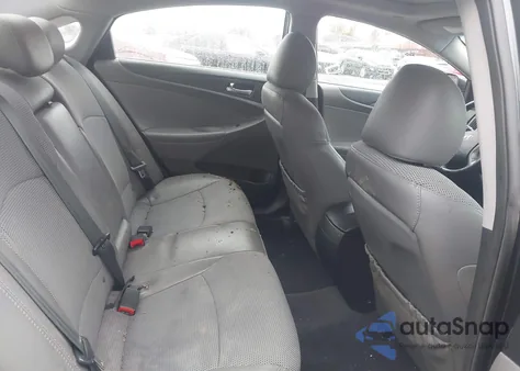 2013 Hyundai Sonata Se z USA, uszkodzony, nr VIN 5NPEC4AC8DH597890